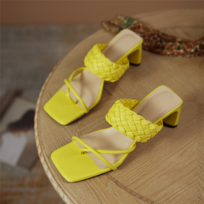2022 Summer Trend Color Yellow Leather Woven Mule Heel Sandals