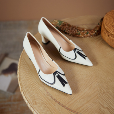 White Bow Pearls Low Vamp Leather Pointy Toe Pumps Block Heeled Shoes