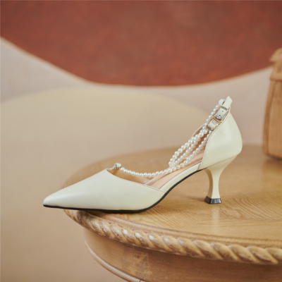 White Vintage Pearl Strap D'orsay Pumps Medium Heel Buckle Shoes for Wedding
